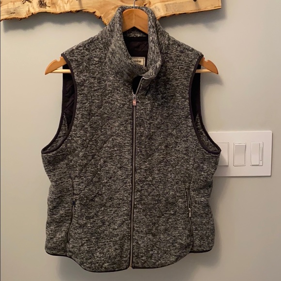 Abercrombie and Fitch soft vest - Picture 1 of 3